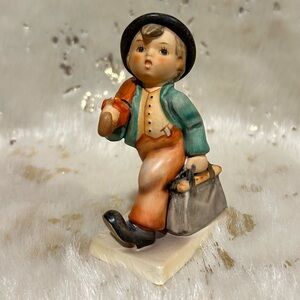 Collectible Hummel Merry Wanderer